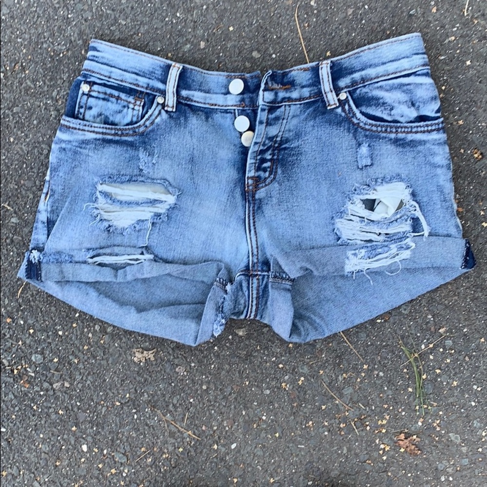 Boyfriend jean shorts